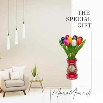 Preview: 9 Holztulpen, 20 cm hoch in roter Holland Holz Vase mit Delfter-Windmühle, Tulpen handbemalt, Blumenstrauß, Dekoration, Made in Holland